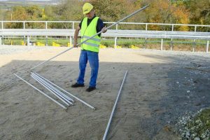 Probst EP-UNI telescopic hand screed for accurate sand screeding