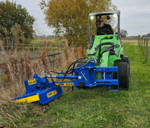 Slanetrac FH80 Slasher Attached to Avant Loader with Slanetrac MB900 (Multi-boom adaptor).